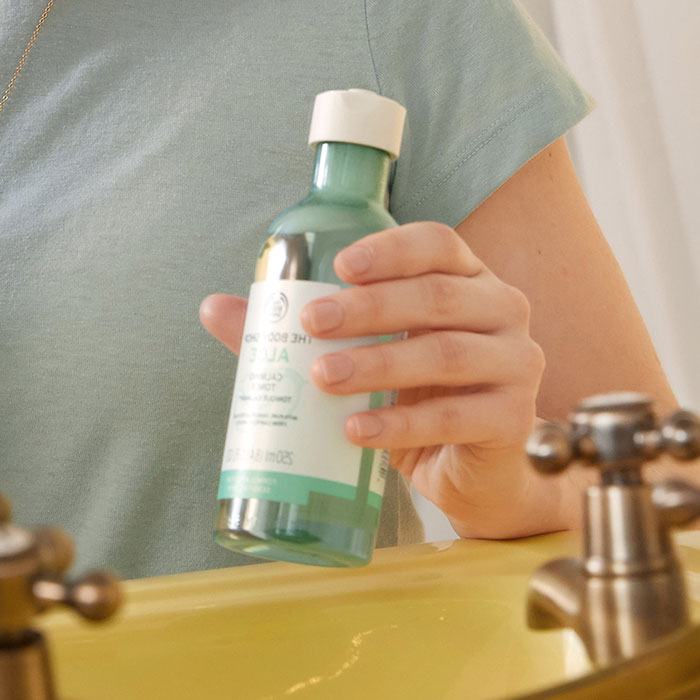 ALOE-CALMING-TONER-250ML