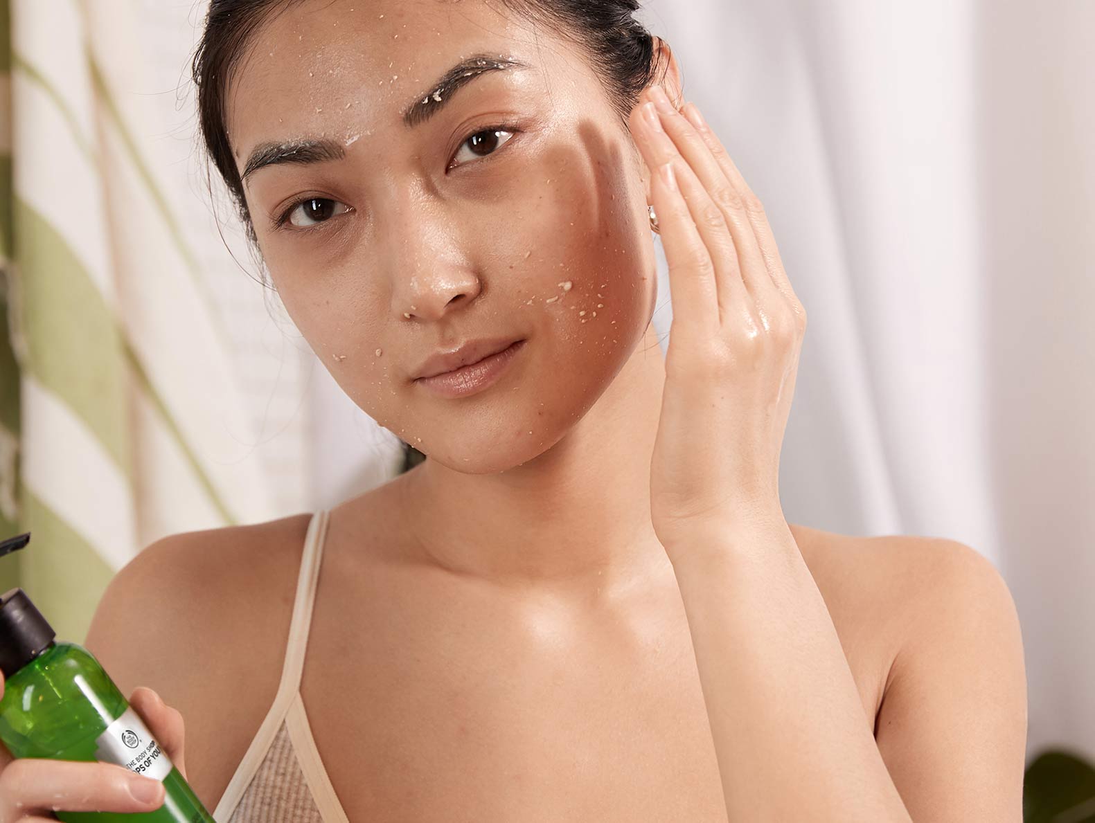 DROPS-OF-YOUTH-YOUTH-LIQUID-PEEL-145ML