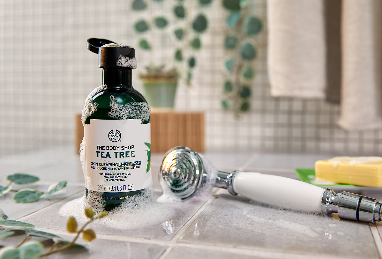 TEA-TREE-SKIN-CLEARING-BODY-WASH